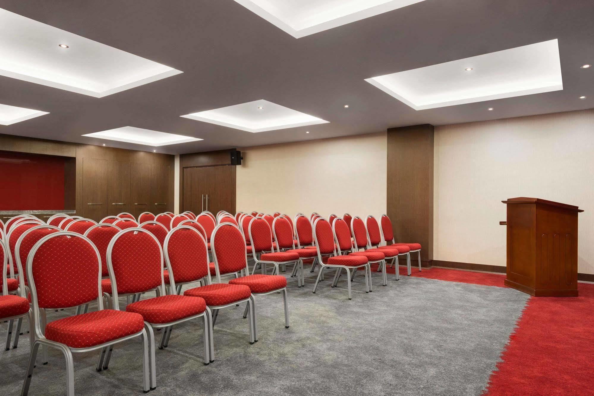 Ramada Encore Eskişehir Exteriör bild